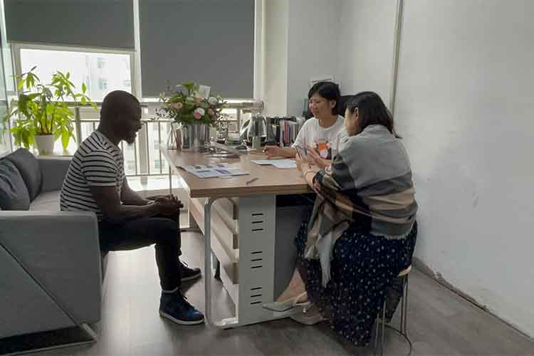 利比亞驗(yàn)工廠.jpg